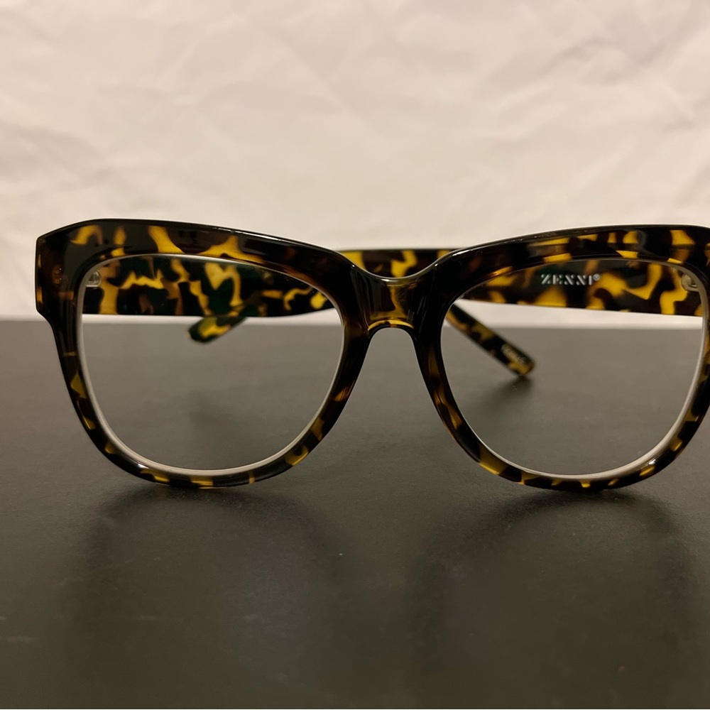 Tortoiseshell glasses